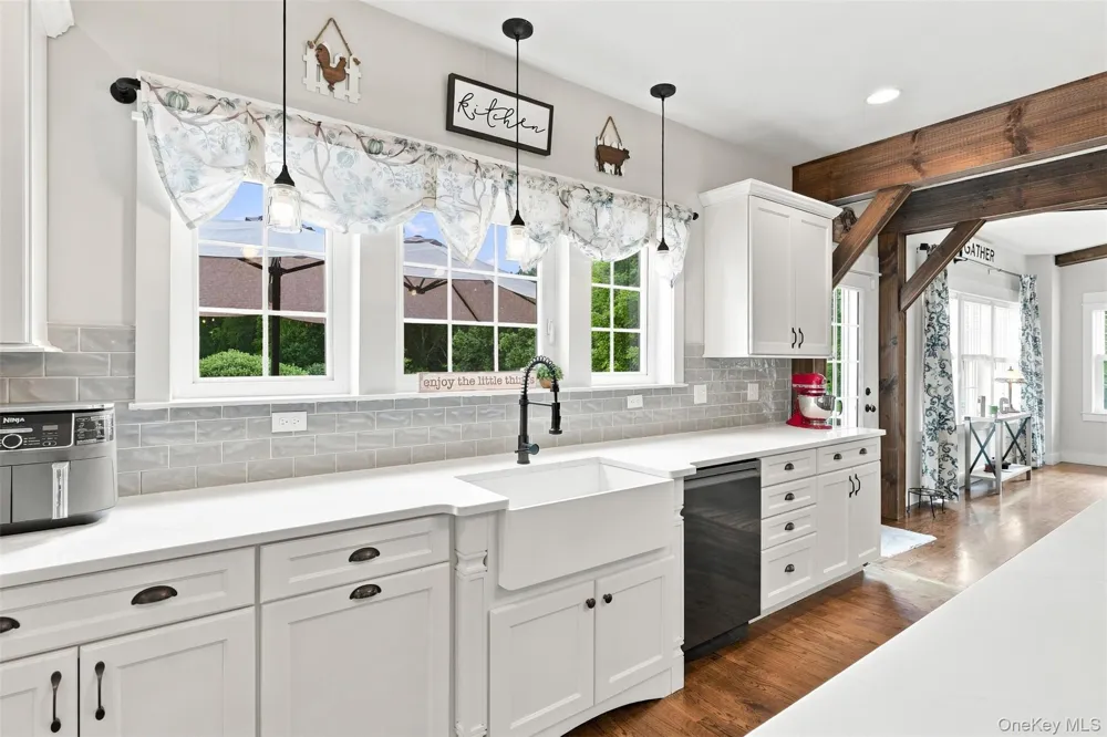 158 Reiss Road Middletown, NY 10940