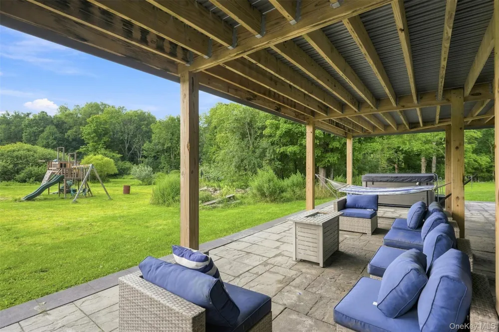 158 Reiss Road Middletown, NY 10940