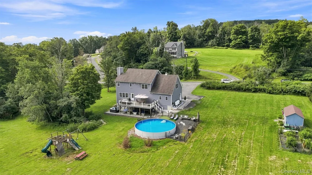 158 Reiss Road Middletown, NY 10940