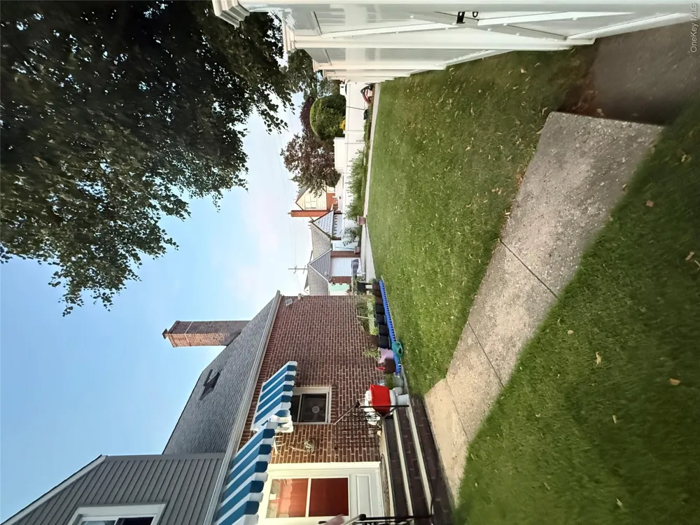 71 Ribbon Street Franklin Square, NY 11010