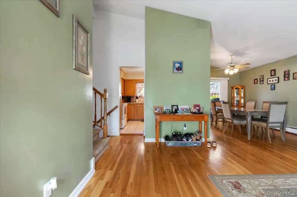 369 Central Avenue Deer Park, NY 11729