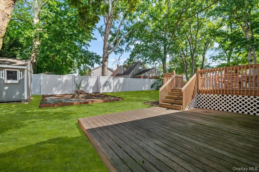 369 Central Avenue Deer Park, NY 11729