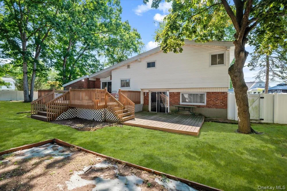 369 Central Avenue Deer Park, NY 11729
