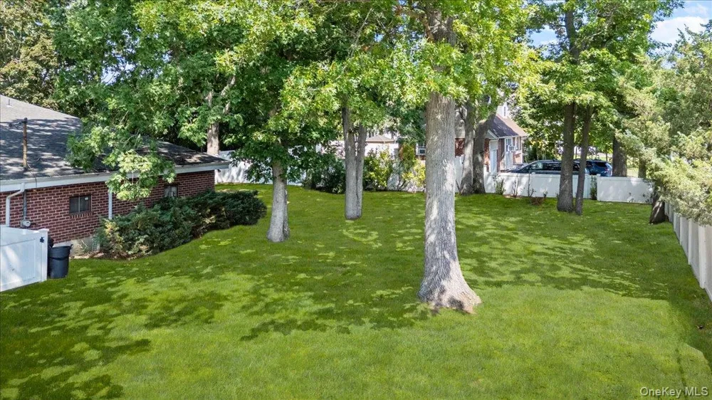 369 Central Avenue Deer Park, NY 11729