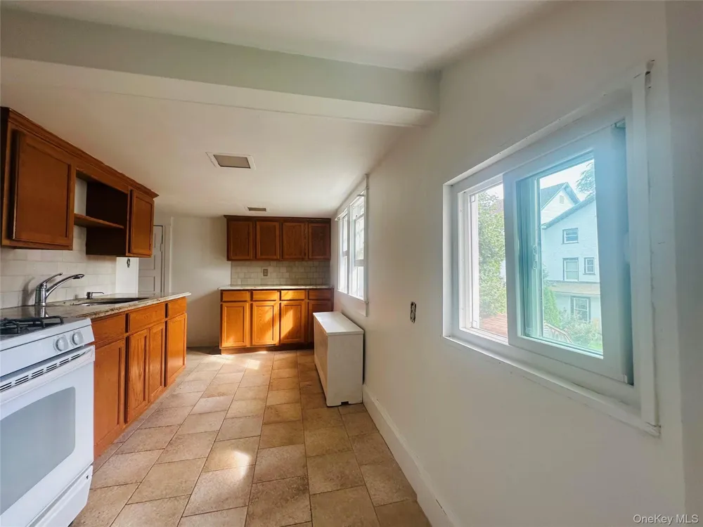 12 Cliff Street #2 Beacon, NY 12508