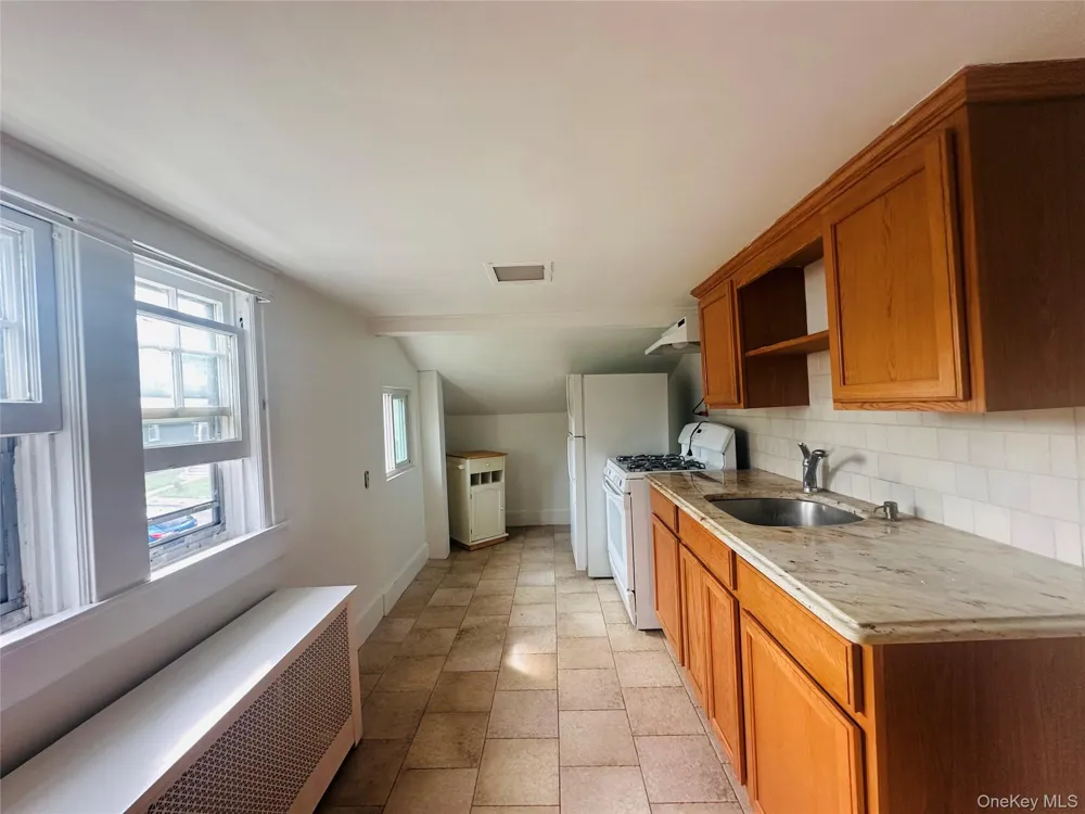 12 Cliff Street #2 Beacon, NY 12508