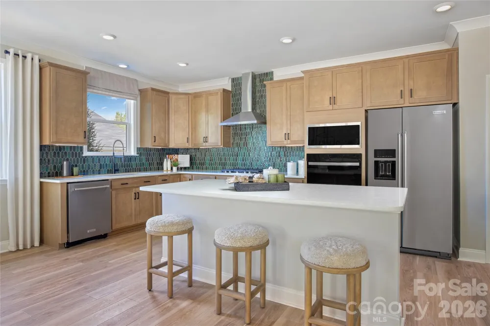 6042 Bella Vista Drive Denver, NC 28037