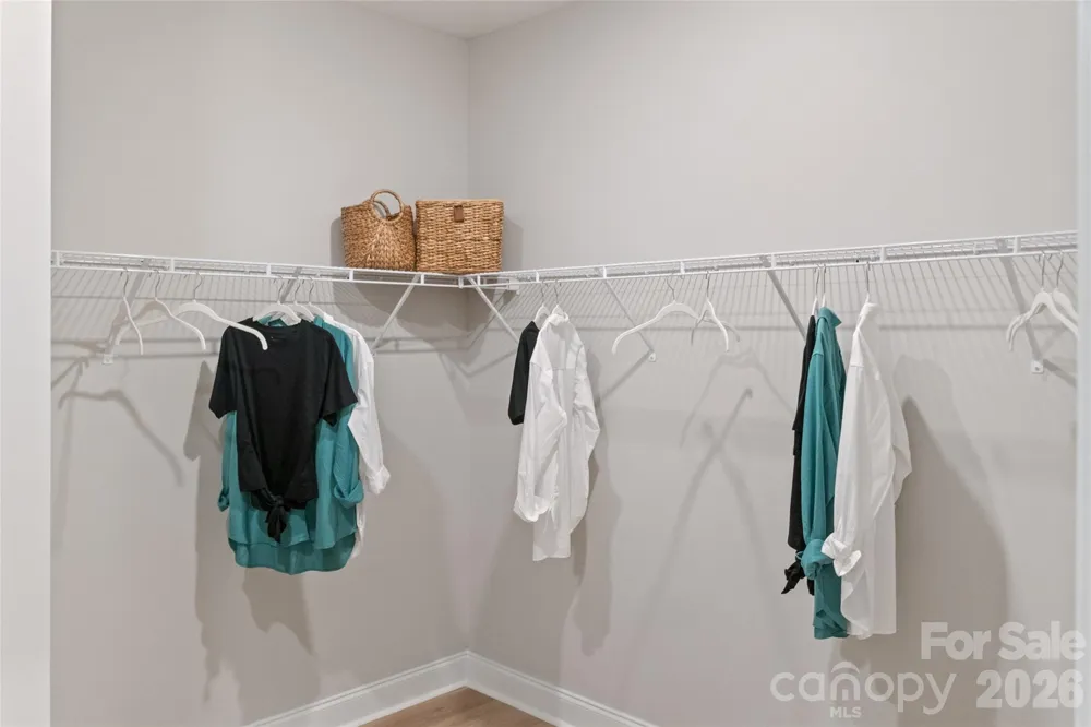 6042 Bella Vista Drive Denver, NC 28037