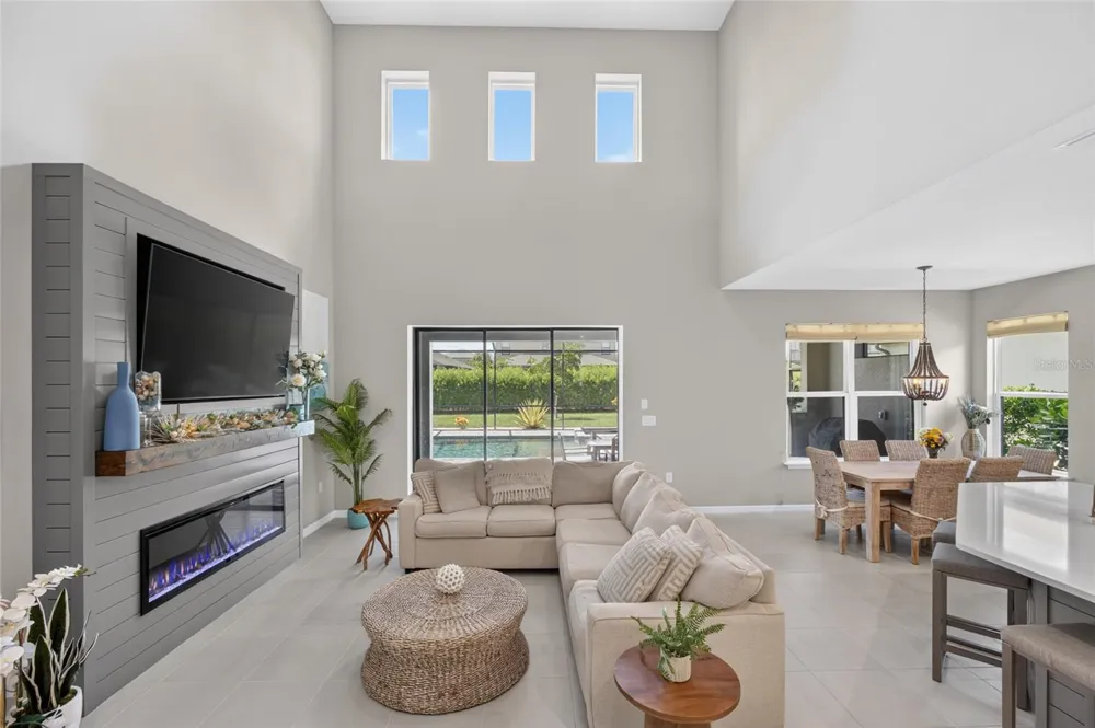 9069 LUNA LANE Sarasota, FL 34241