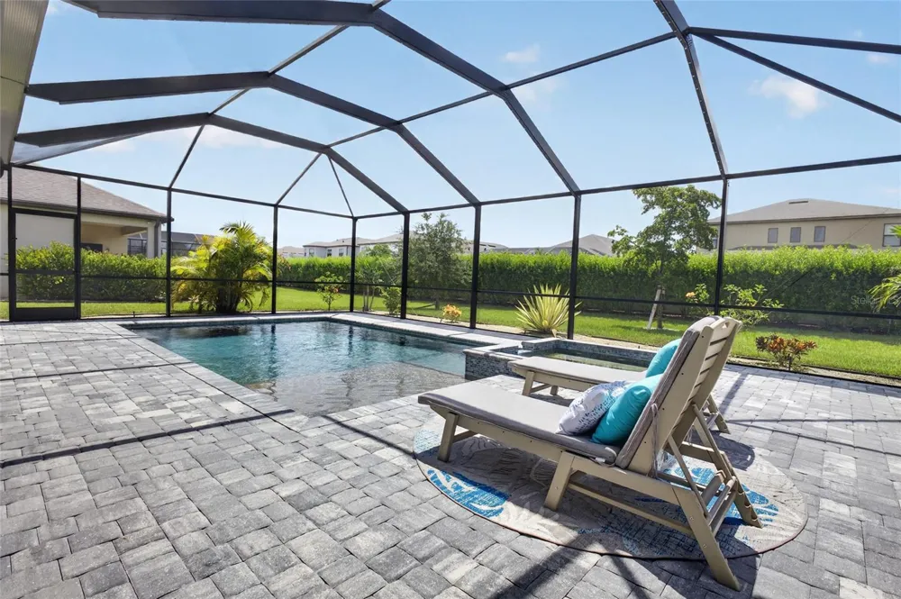9069 LUNA LANE Sarasota, FL 34241