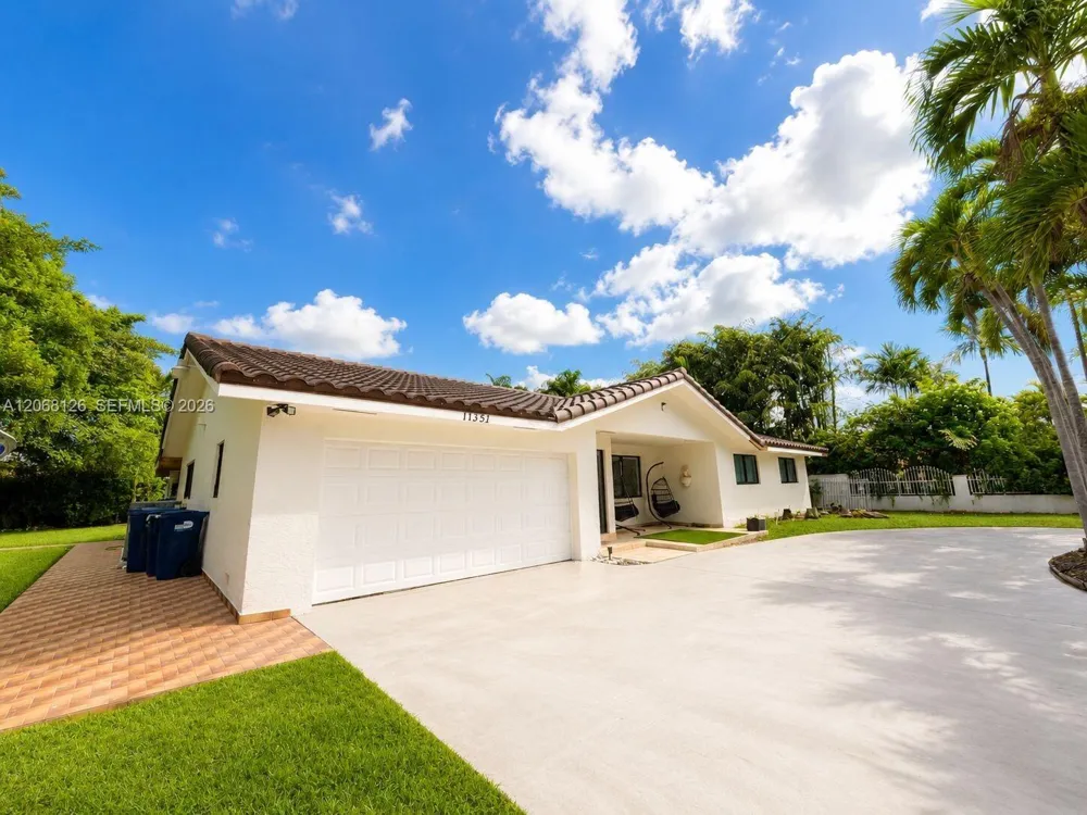 11351 SW 26th St Miami, FL 33165