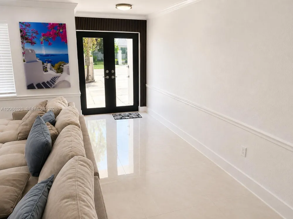 11351 SW 26th St Miami, FL 33165