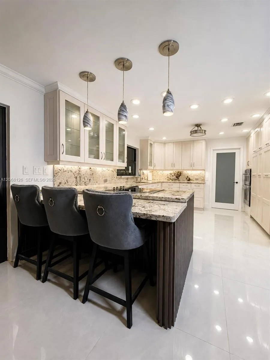 11351 SW 26th St Miami, FL 33165