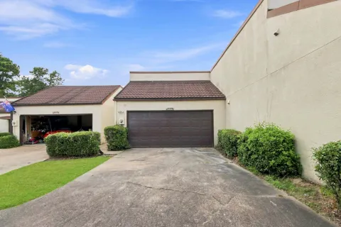 20315 Sunny Shores Drive #B