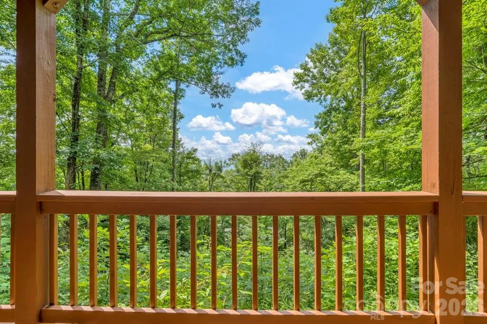199 Bear Drive Blowing Rock, NC 28605