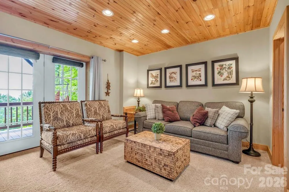 199 Bear Drive Blowing Rock, NC 28605