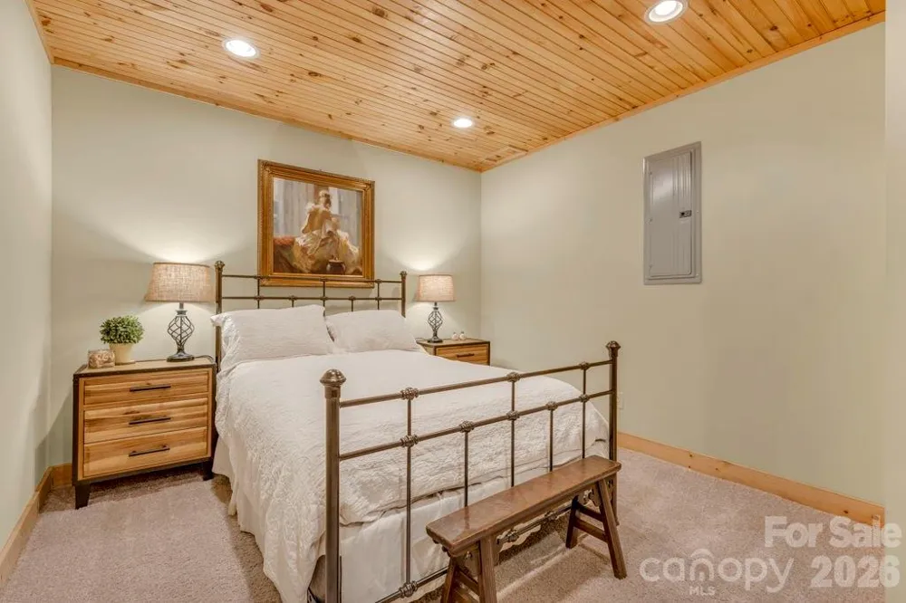 199 Bear Drive Blowing Rock, NC 28605