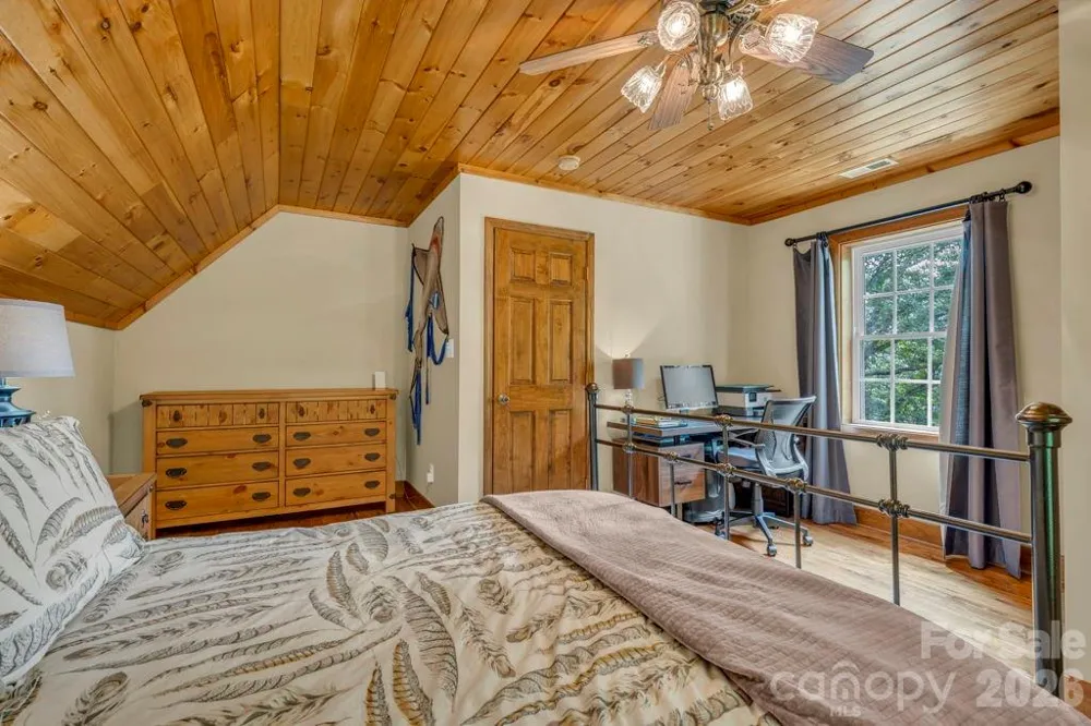 199 Bear Drive Blowing Rock, NC 28605