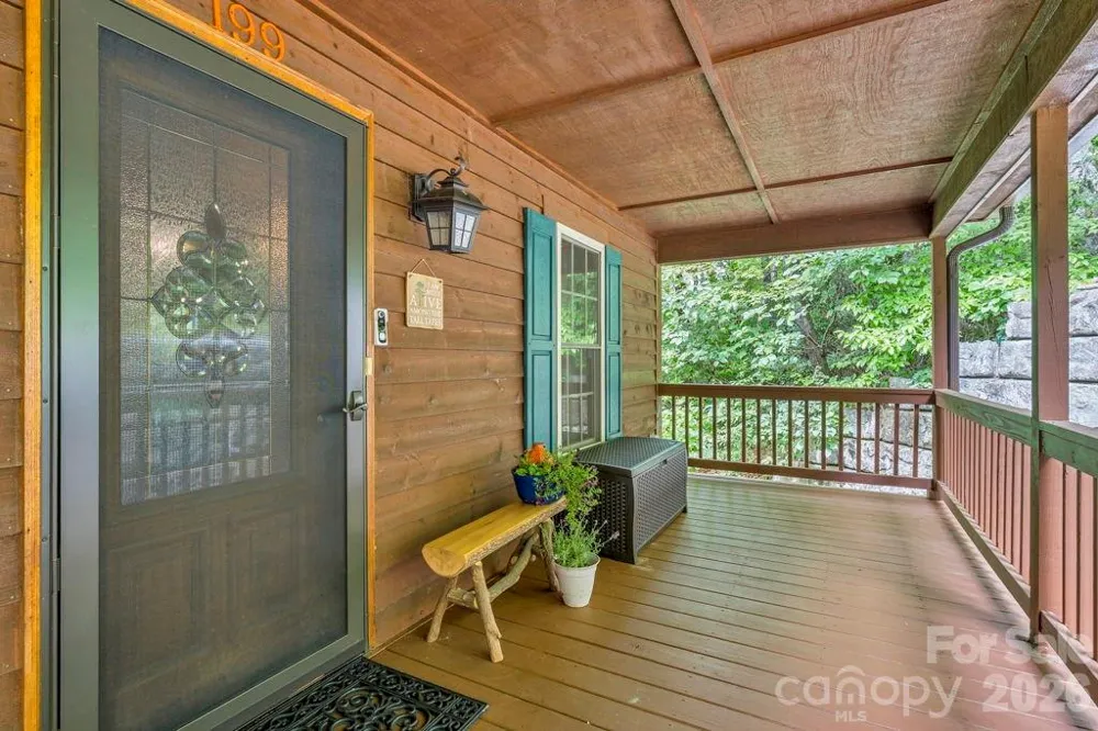 199 Bear Drive Blowing Rock, NC 28605