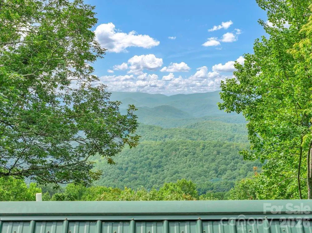 199 Bear Drive Blowing Rock, NC 28605