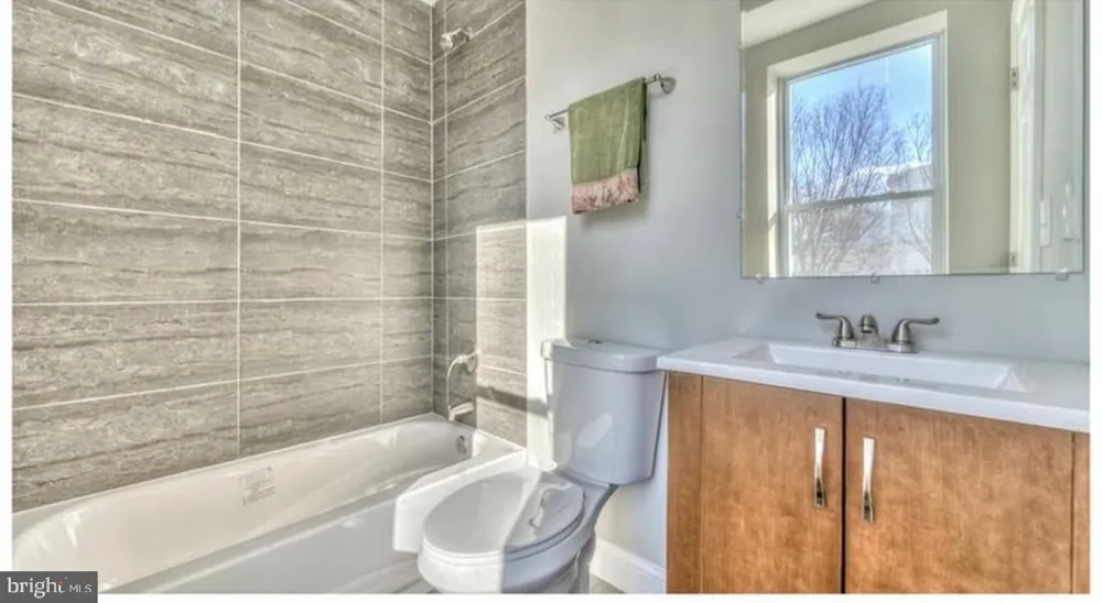 1046 W LOMBARD STREET Baltimore, MD 21223