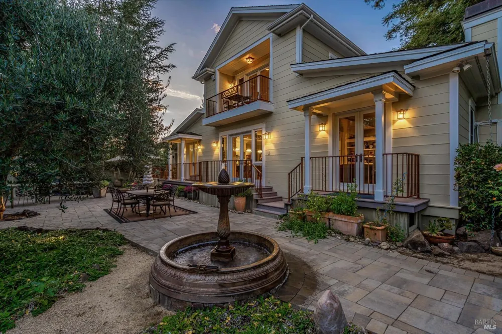 3960 Hagen Road Napa, CA 94558