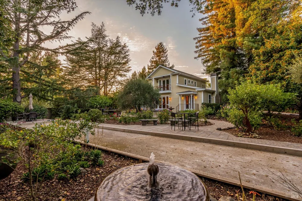 3960 Hagen Road Napa, CA 94558