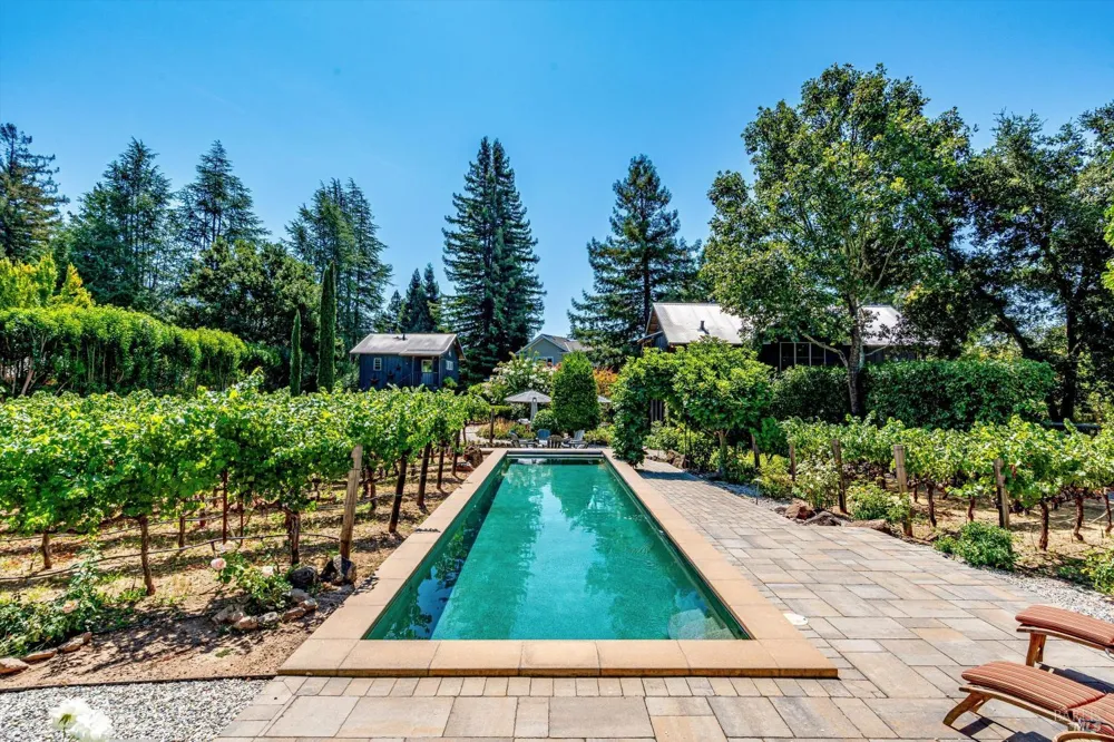 3960 Hagen Road Napa, CA 94558