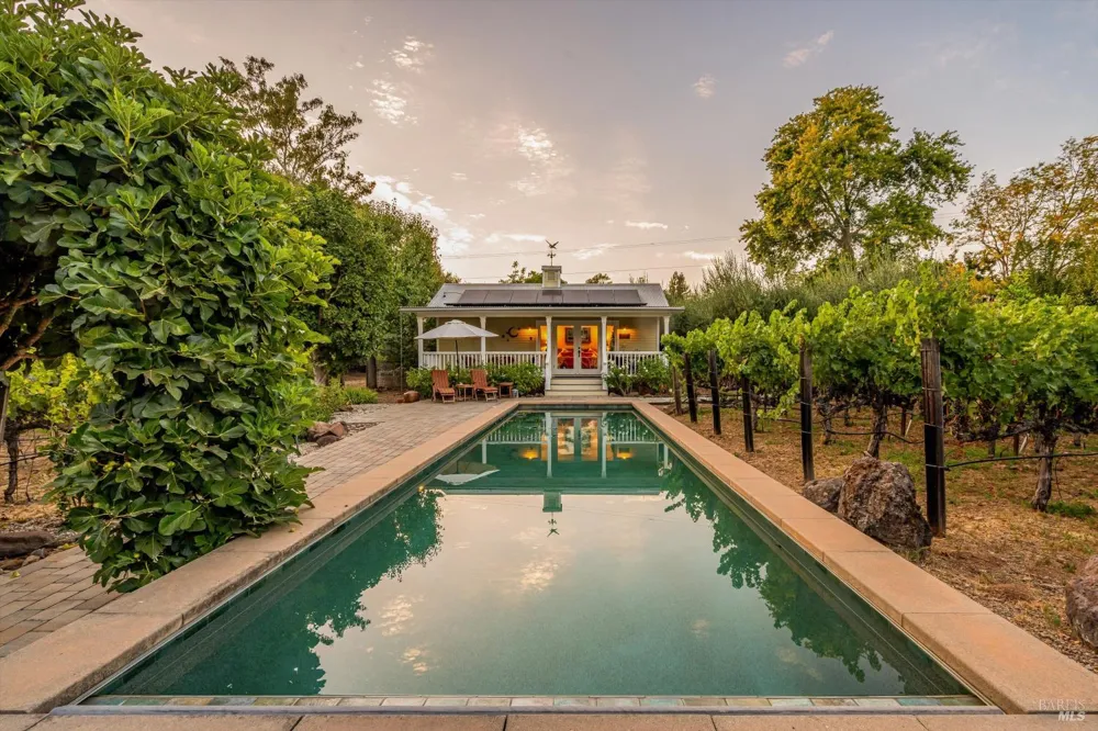 3960 Hagen Road Napa, CA 94558