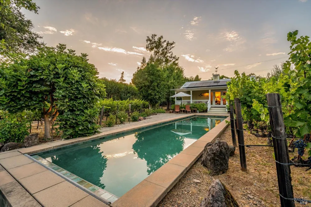 3960 Hagen Road Napa, CA 94558