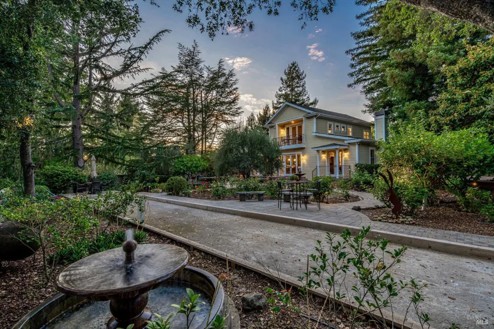 3960 Hagen Road Napa, CA 94558