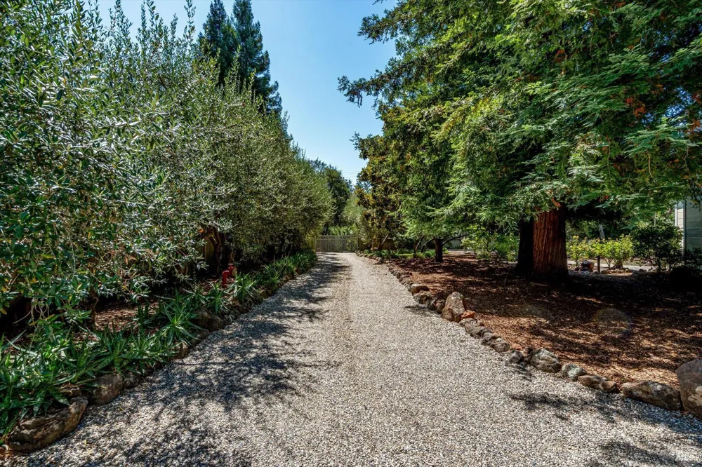 3960 Hagen Road Napa, CA 94558