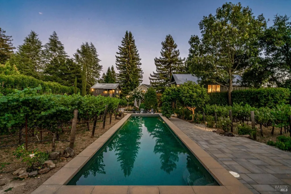 3960 Hagen Road Napa, CA 94558