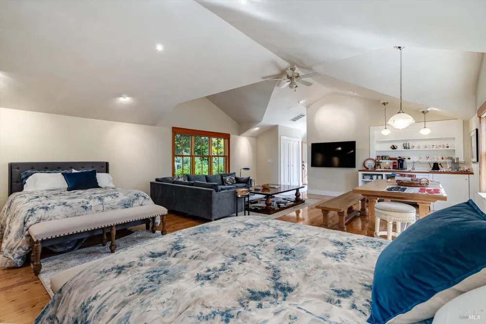 3960 Hagen Road Napa, CA 94558