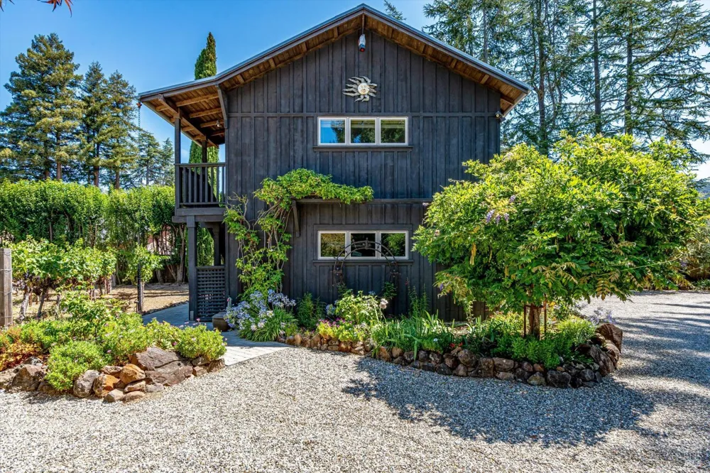 3960 Hagen Road Napa, CA 94558