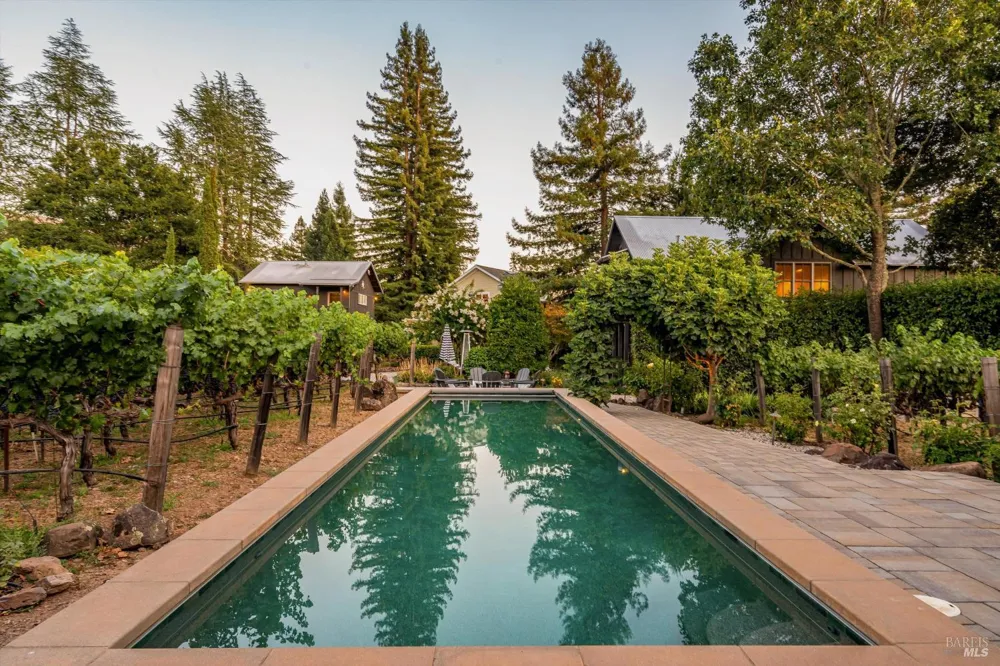 3960 Hagen Road Napa, CA 94558