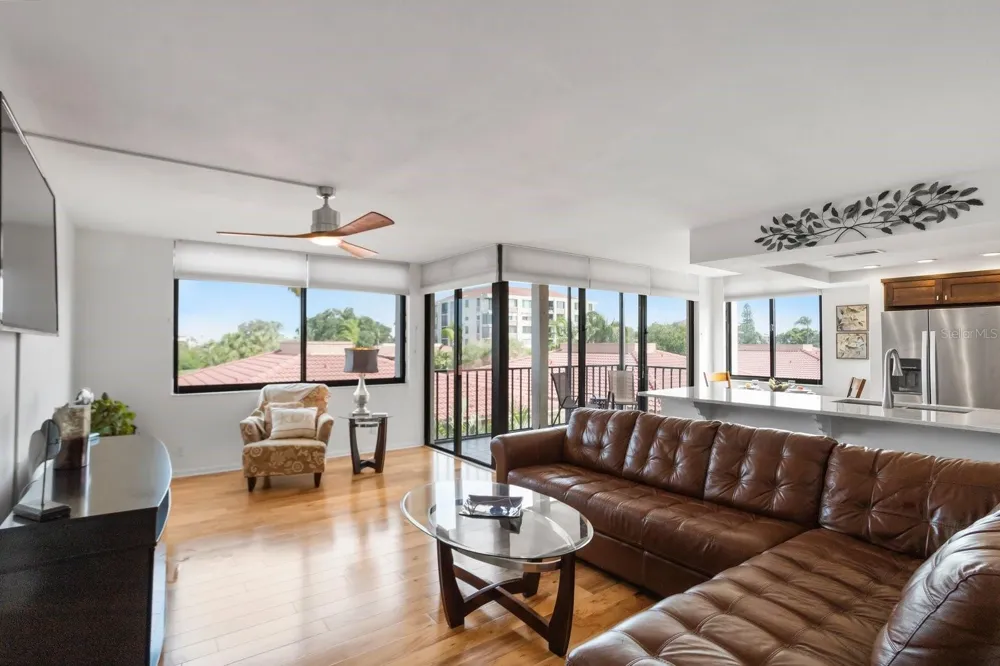 6269 PALMA DEL MAR BOULEVARD S #302 St Petersburg, FL 33715