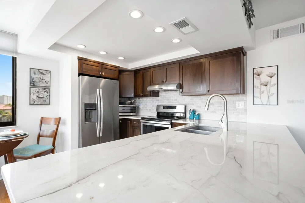 6269 PALMA DEL MAR BOULEVARD S #302 St Petersburg, FL 33715