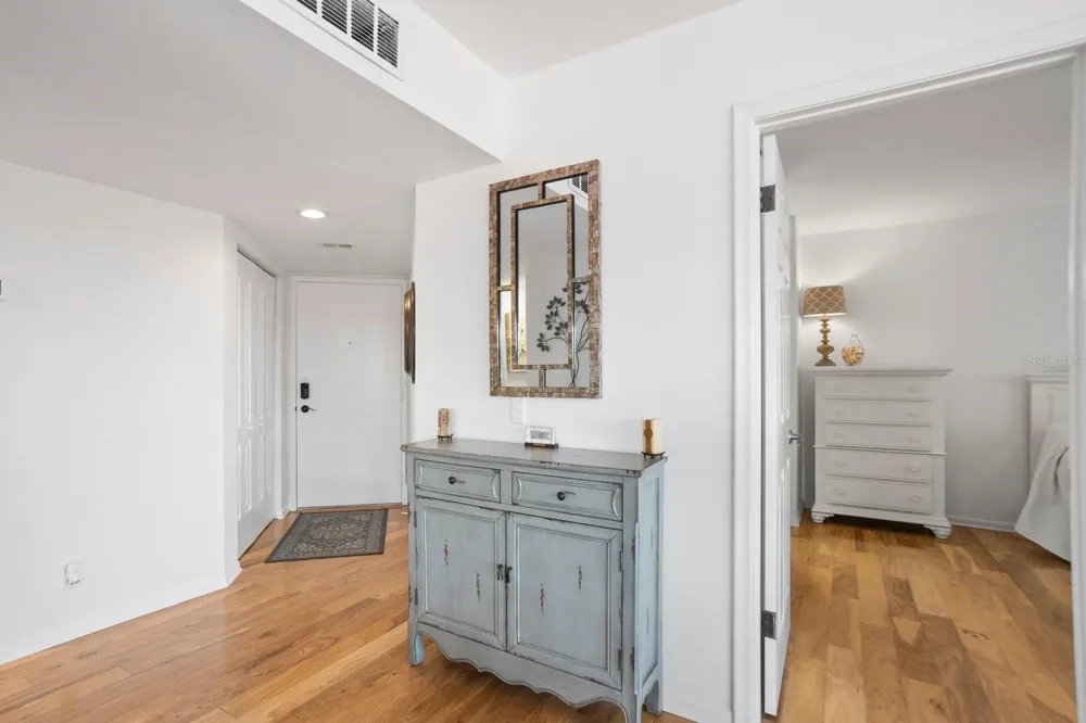 6269 PALMA DEL MAR BOULEVARD S #302 St Petersburg, FL 33715