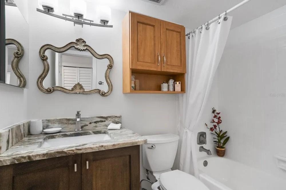 6269 PALMA DEL MAR BOULEVARD S #302 St Petersburg, FL 33715