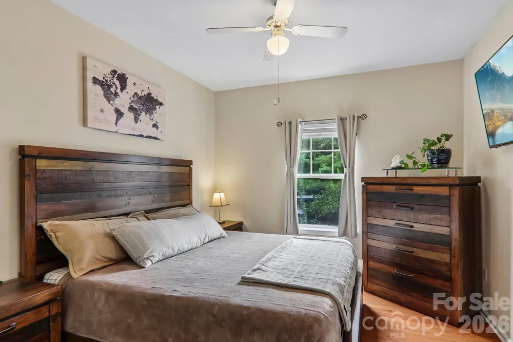 100 Vista Lake Drive #2 Candler, NC 28715