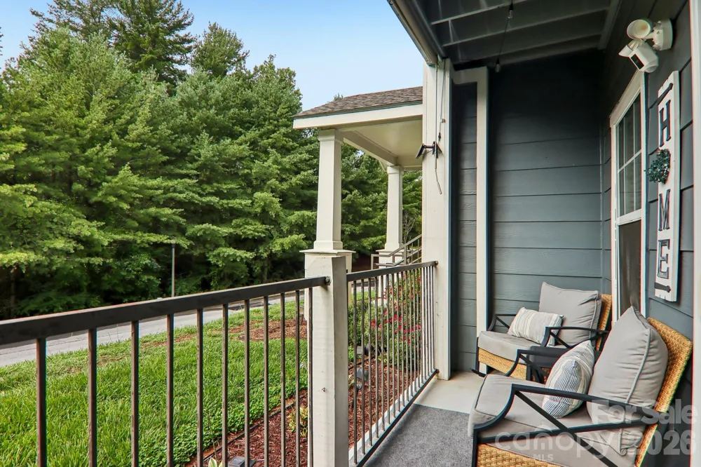 100 Vista Lake Drive #2 Candler, NC 28715