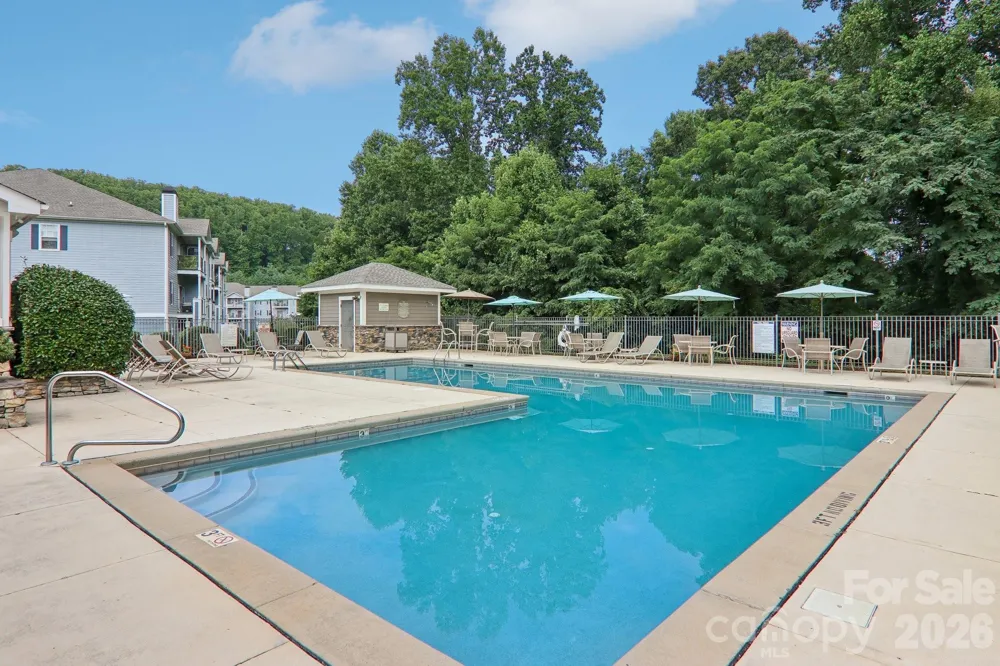 100 Vista Lake Drive #2 Candler, NC 28715