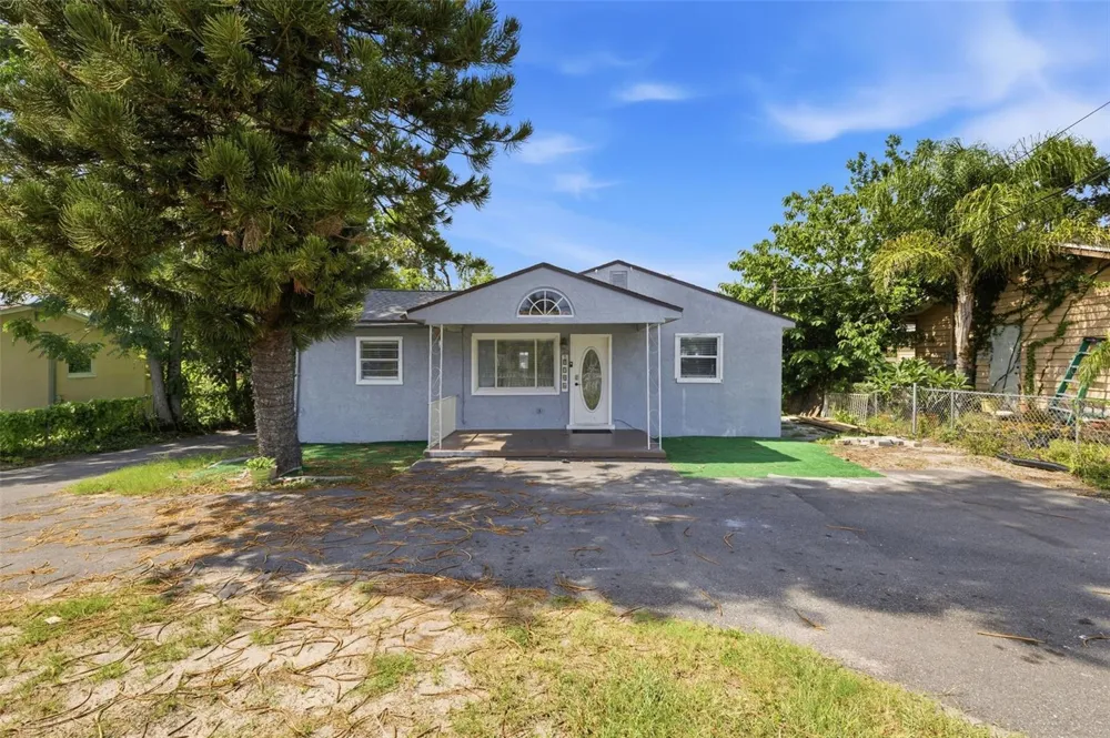 2706 E ANNIE STREET Tampa, FL 33612