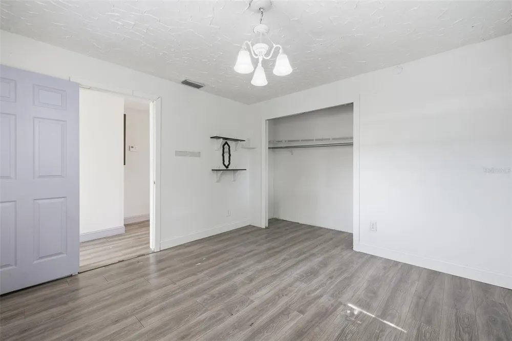 2706 E ANNIE STREET Tampa, FL 33612