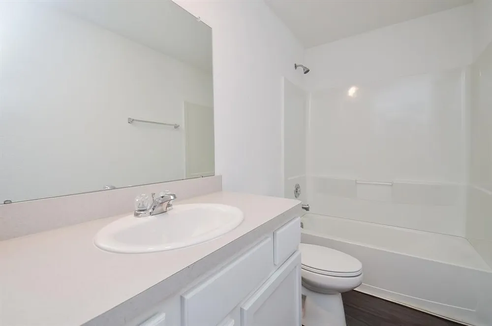 5434 Logan Dale Drive Brookshire, TX 77423