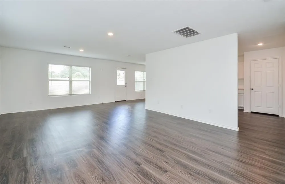 5434 Logan Dale Drive Brookshire, TX 77423