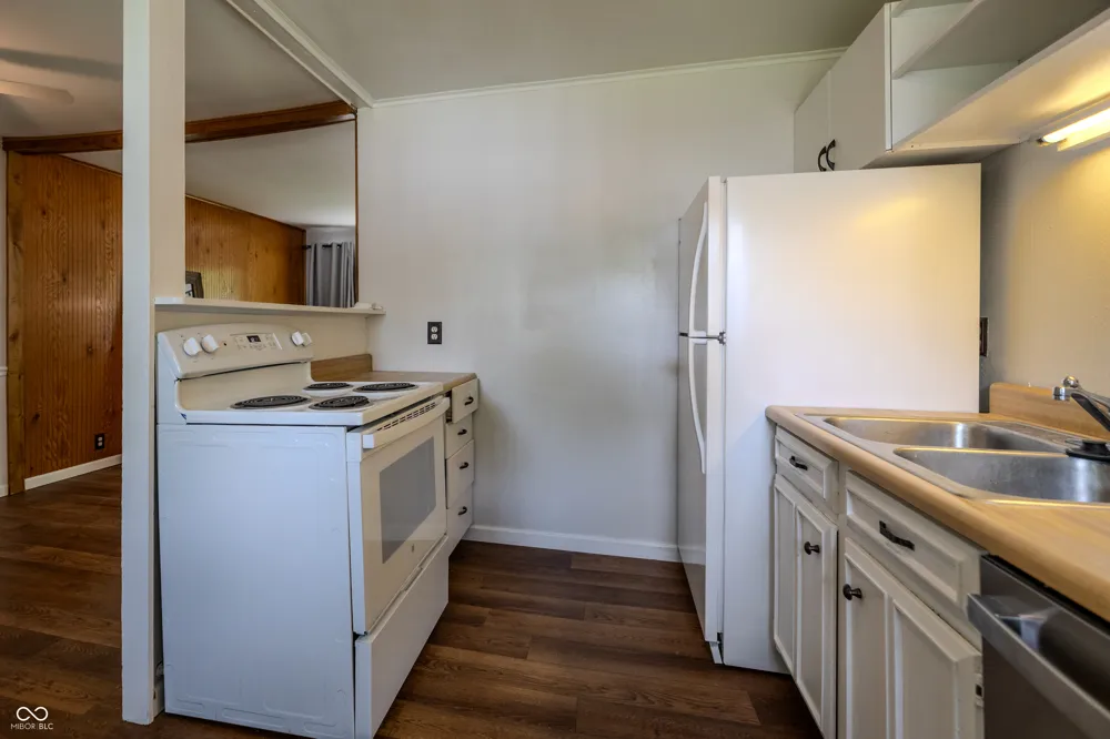 705 Lancelot Drive Marion, IN 46952