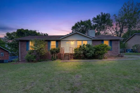 120 Hillwood Dr