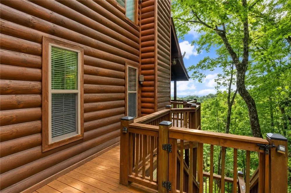 372 Mountain View Road Ellijay, GA 30540
